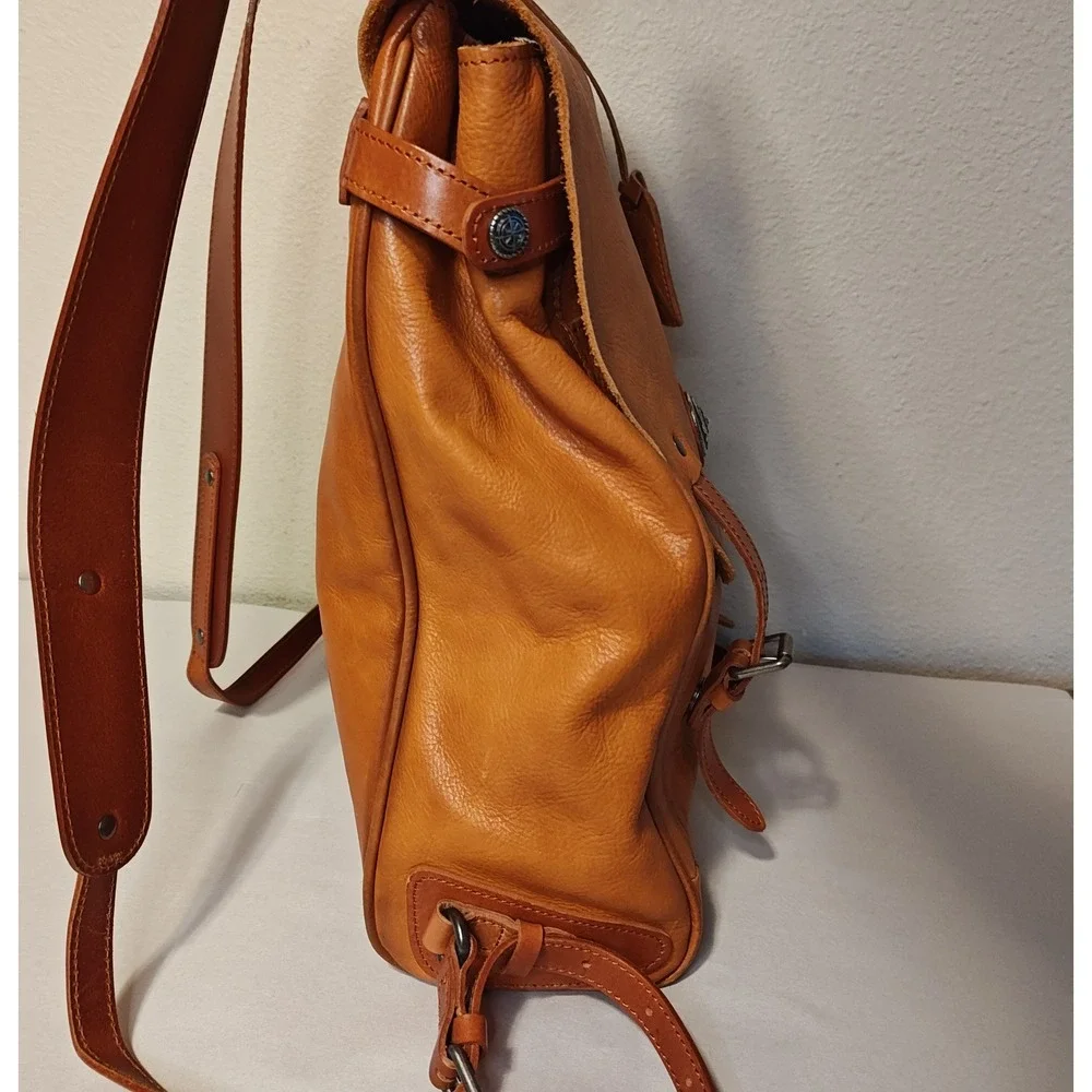 Old Trend Lawnwood Leather Backpack Large Ginger Tan Modern Vintage Rucksack